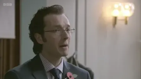 Screenshot: Its Remembrance Sunday. THAT'S what your face should be doing - remembering.