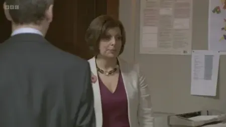 Screenshot: in front of 5,000 uniformed pensioners again.