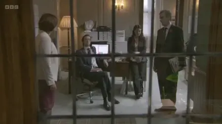 Screenshot: Olly, walk with me.