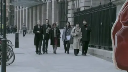 Screenshot: Looks like a fun runner's lost his way.