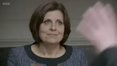 Screenshot: She's got Bette Davis eyes.