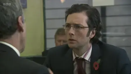 Screenshot: The guy, he's got a tinfoil pal and a pedal bin.