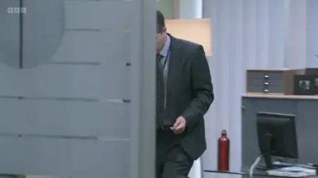 Screenshot: You need to get back to your telly? It takes a while to warm up, doesn't it?