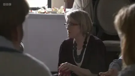 Screenshot: What noise would you suggest, Mary?