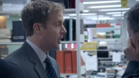 Screenshot: Did you get her a tea? What? Er, she needs a tea.