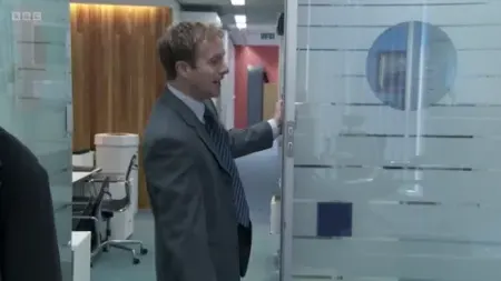 Screenshot: Can I get you anything? A tea, coffee?