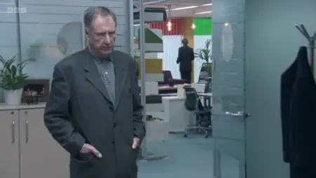 Screenshot: SHE LAUGHS No! No, Peter's not resigning!