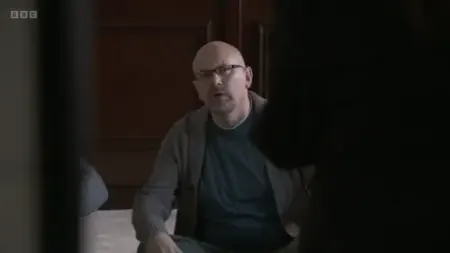 Screenshot: Your office says Peter Mannion and Stewart Pearson should check their phones and call back now, please.