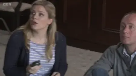 Screenshot: Er, hotline, Number 10.