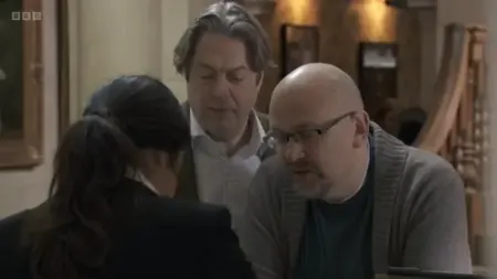 Screenshot: Peter Mannion, mine's the old Nokia. It's engaged.