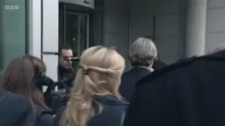 Screenshot: Shouldn't you have done more, Minister? Please! Not the trousers.