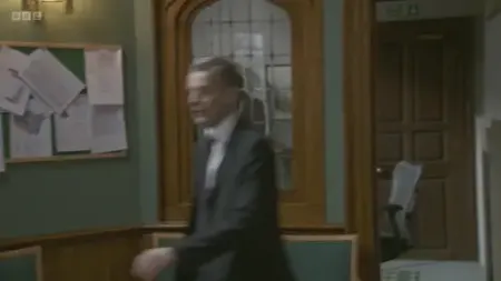 Screenshot: Ah, the hairless Hagrid? I need a private word. We're in the middle of something.