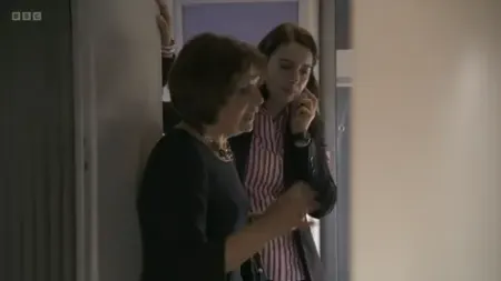 Screenshot: I've just got to keep moving, I have to keep moving.