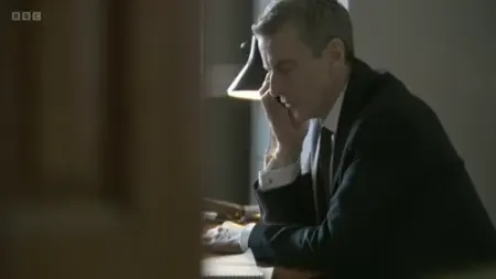 Screenshot: Christ in a diamond heist, the dopey fucking bollard.