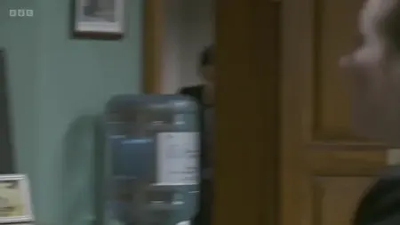 Screenshot: this is what we've been waiting for, it's the queen's fucking speech.