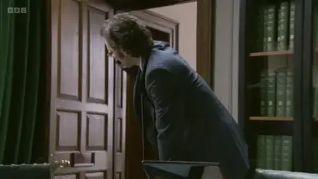 Screenshot: He can't come up here.