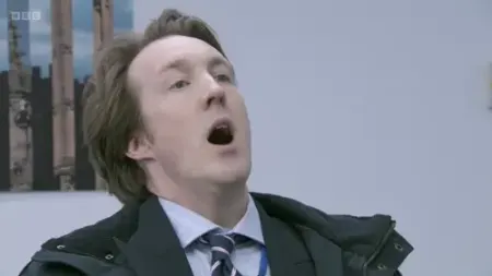 Screenshot: I am a, a world expert in, in, in Peter Mannion.