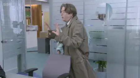 Screenshot: You're all shit. I'm going to sort it out, by myself.