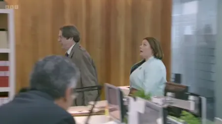 Screenshot: I insist, I insist. Peter, please.