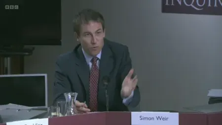 Screenshot: he punched himself in the face?