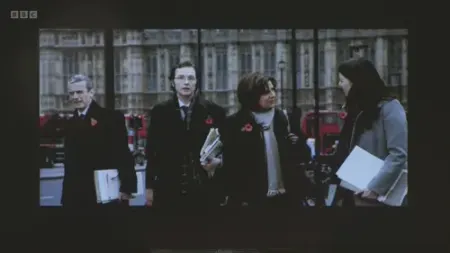 Screenshot: Now, could we go to the close-up of the folders