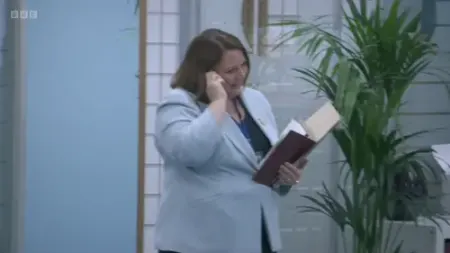 Screenshot: I'm surprised Sue Barker doesn't sink her teeth into his thighs, aren't you?