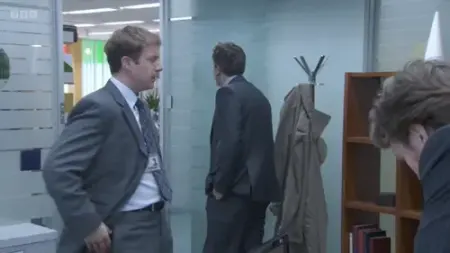 Screenshot: Dan Miller is visiting a police station.