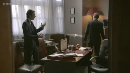 Screenshot: So the Leader of the Opposition is going to be filmed at a police station