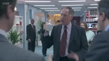 Screenshot: I will lamp you, with a lamp. Glenn, you've gone a tiny bit psychotic, my love.